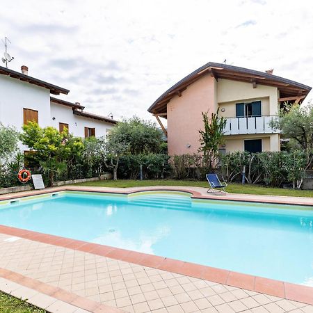 Bluemoon -Luminoso Apt Con Piscina Lazise Eksteriør bilde